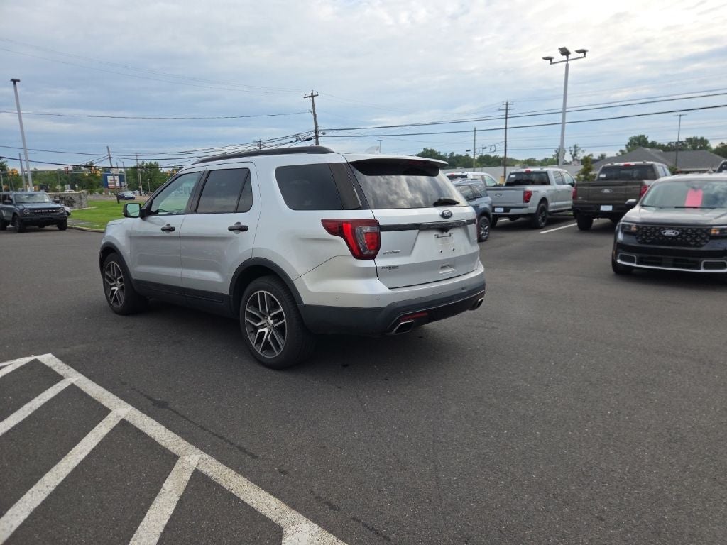 2017 Ford Explorer Sport