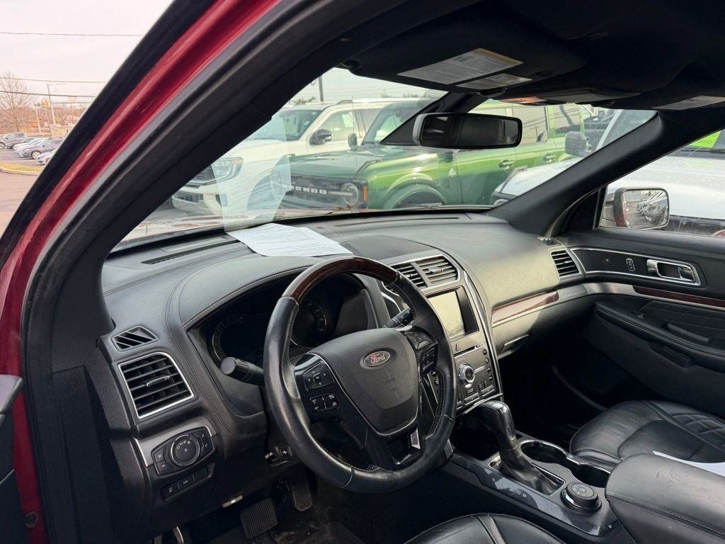 2017 Ford Explorer Platinum