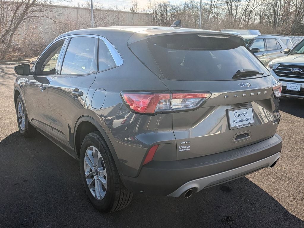 2022 Ford Escape SE
