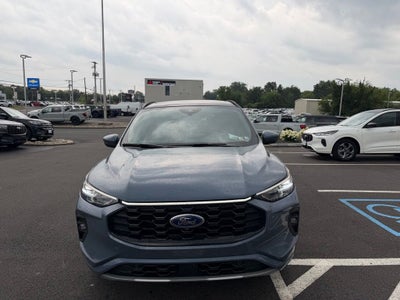 2025 Ford Escape ST-Line Elite