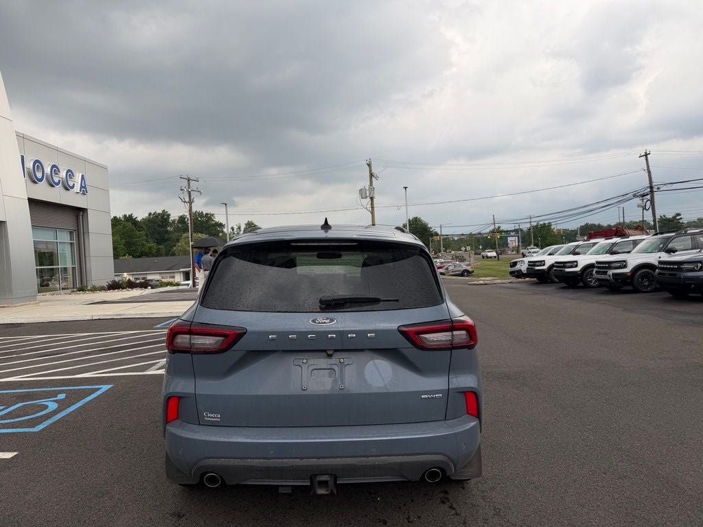 2025 Ford Escape ST-Line Elite