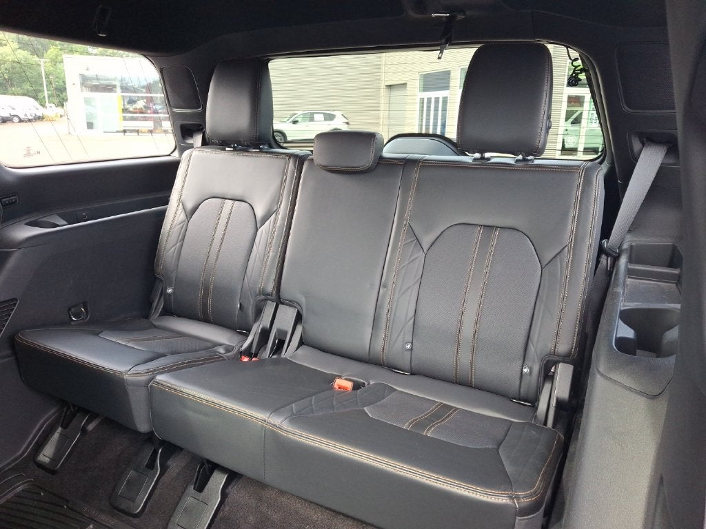 2022 Ford Expedition Platinum