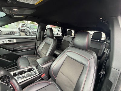 2024 Ford Explorer ST-Line