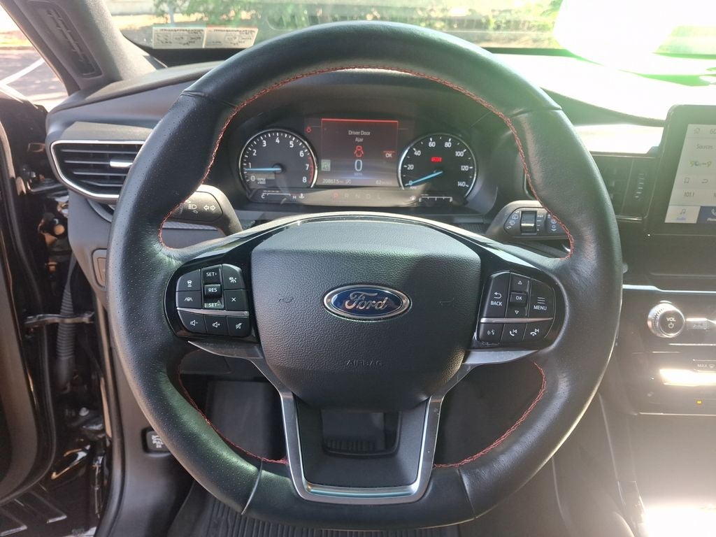 2024 Ford Explorer ST-Line