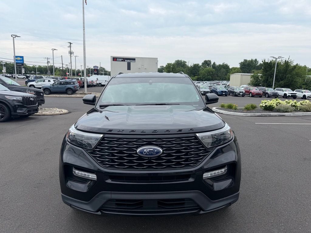 2024 Ford Explorer ST-Line