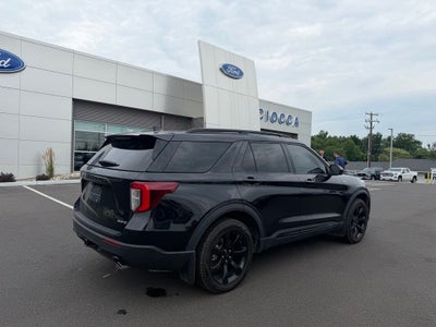 2024 Ford Explorer ST-Line
