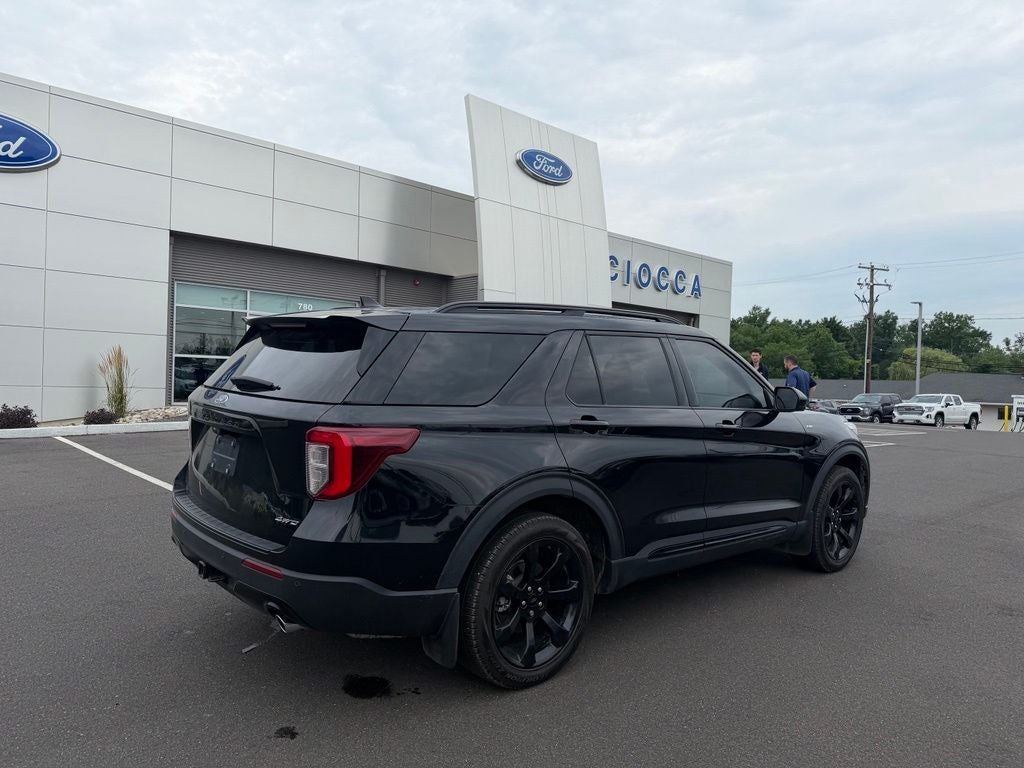 2024 Ford Explorer ST-Line