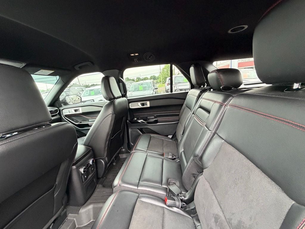 2024 Ford Explorer ST-Line