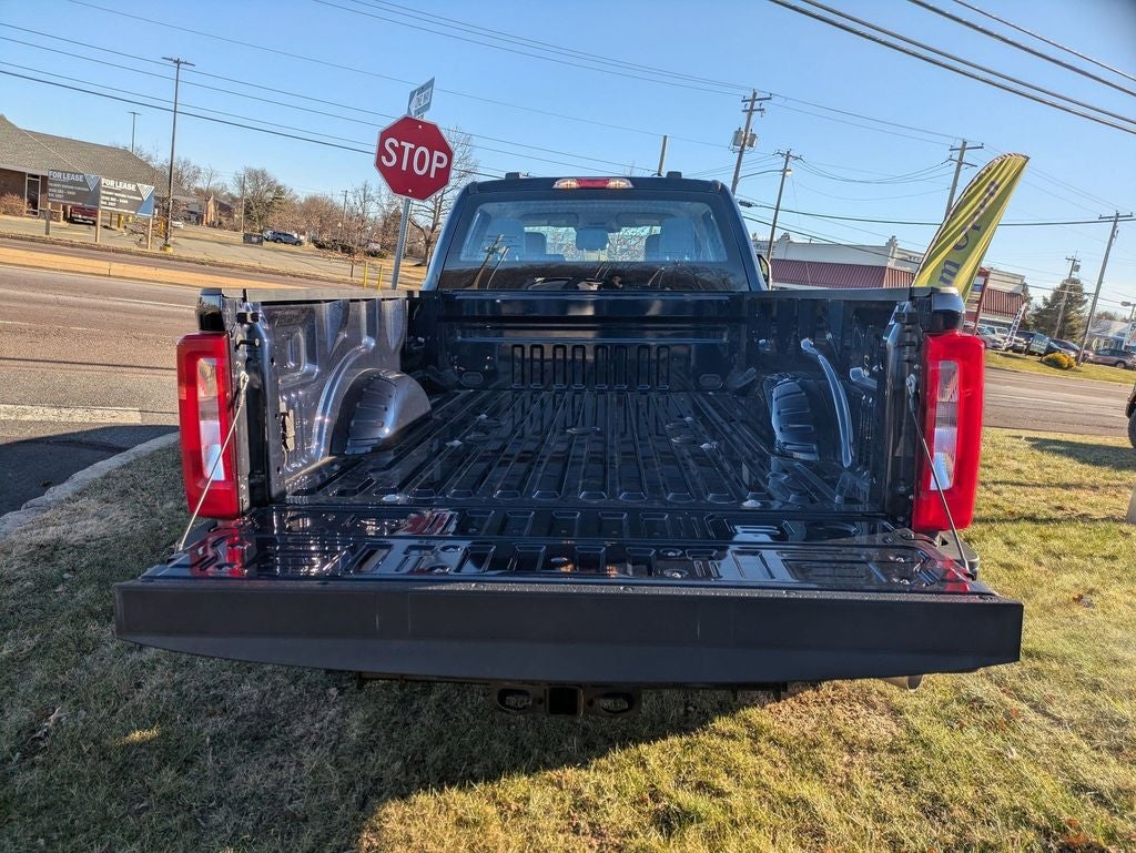 2023 Ford F-350SD XL