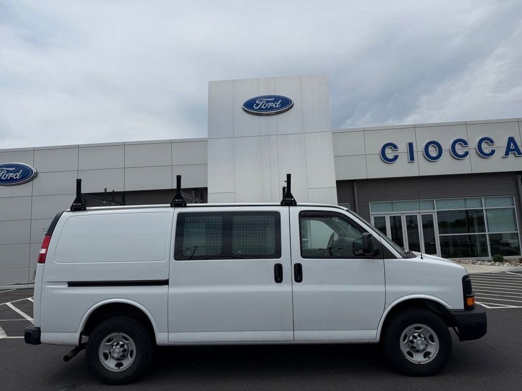 2016 Chevrolet Express 2500 Work Van Cargo