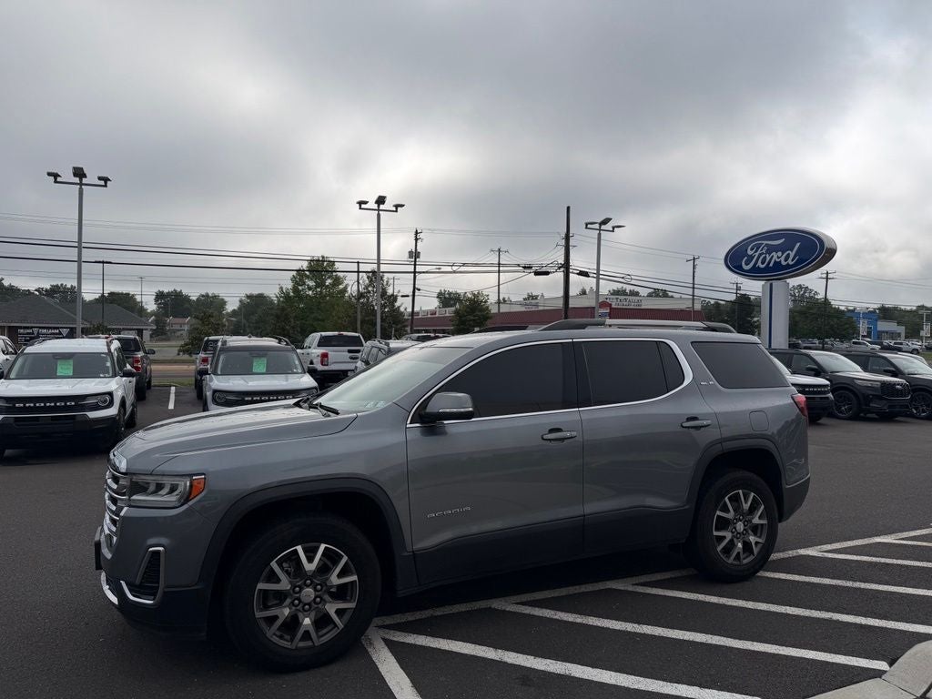 2022 GMC Acadia SLE