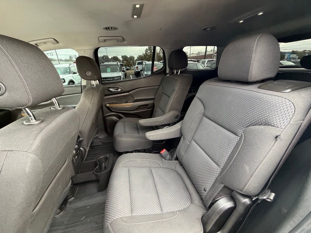 2022 GMC Acadia SLE