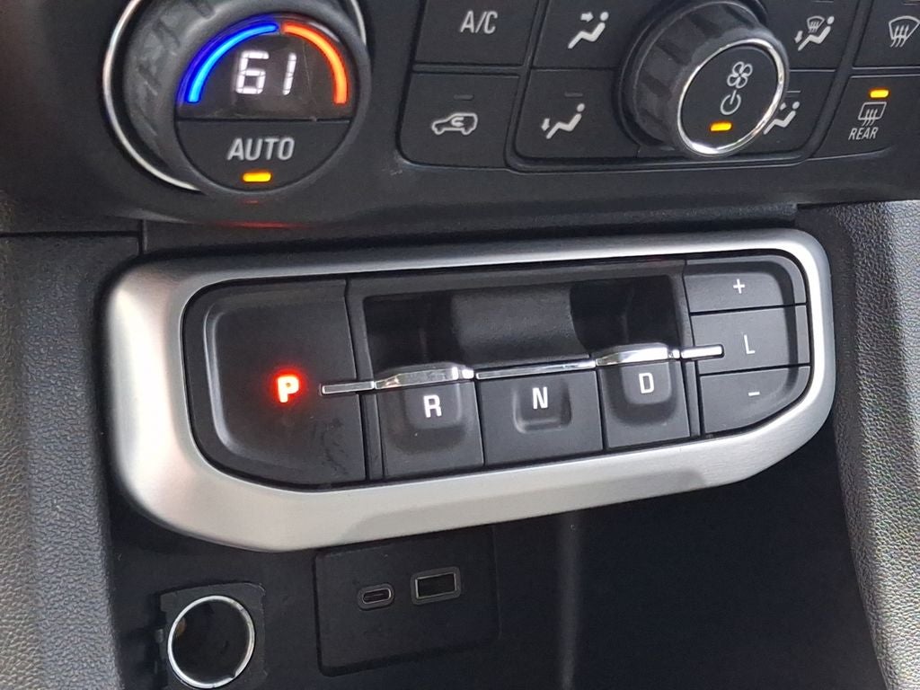 2022 GMC Acadia SLE