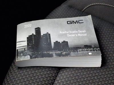2022 GMC Acadia SLE