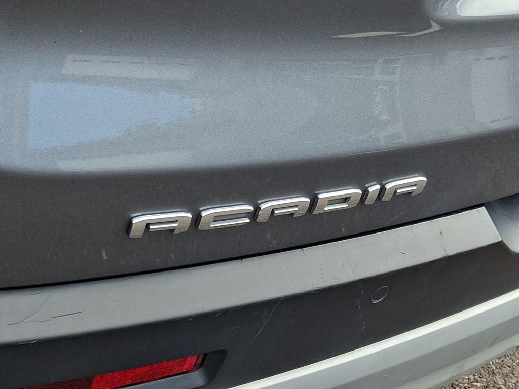 2022 GMC Acadia SLE