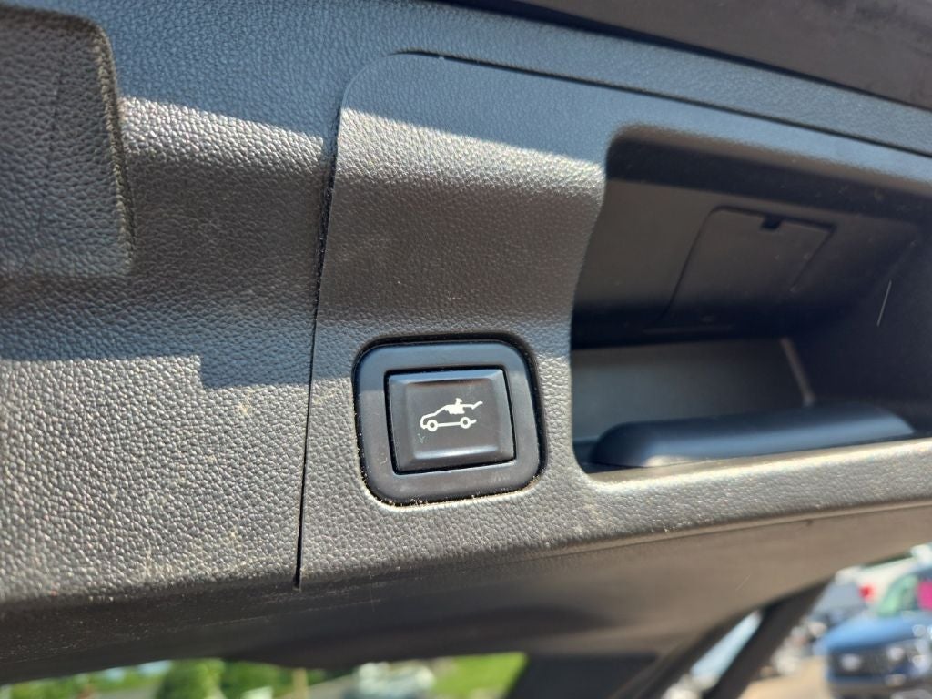 2022 GMC Acadia SLE