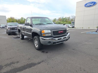 2003 GMC Sierra 2500HD Work Truck 133 WB