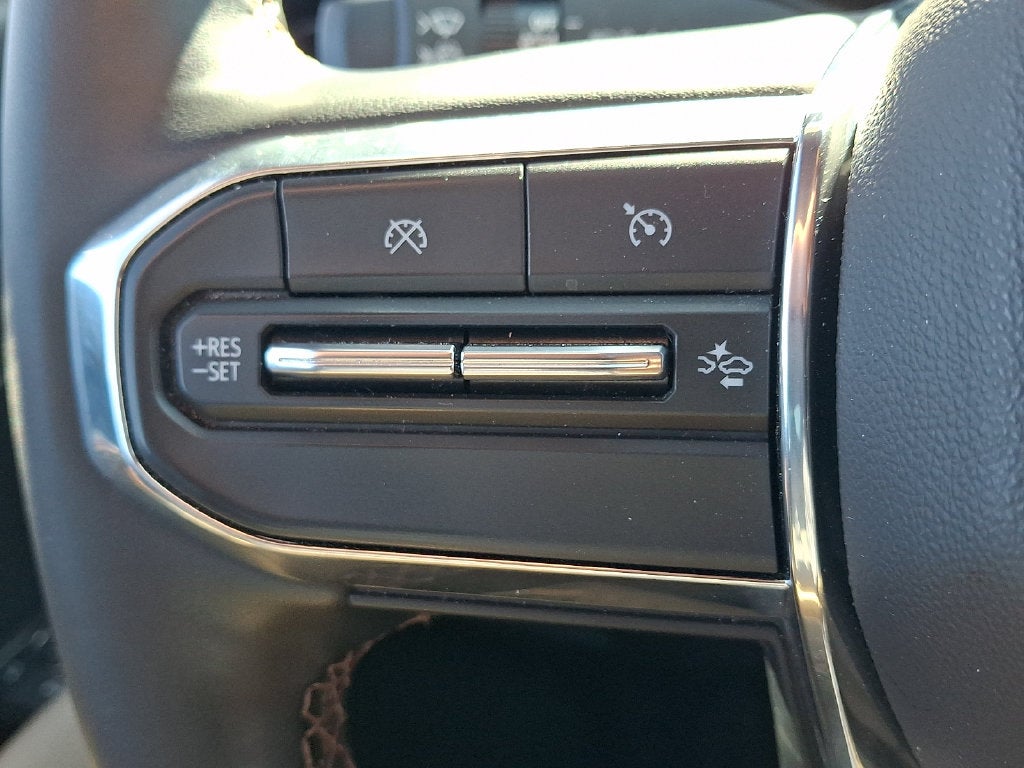 2023 GMC Canyon Denali
