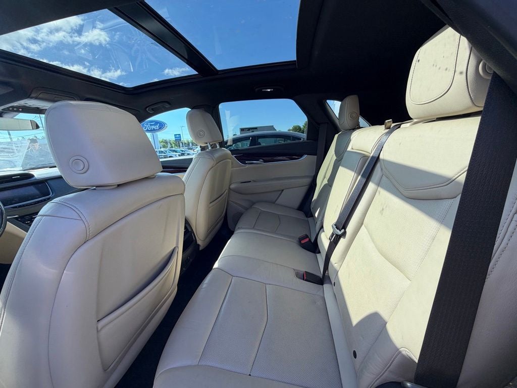 2017 Cadillac XT5 Luxury