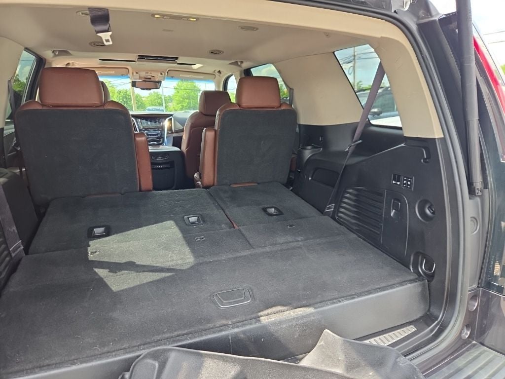 2016 Cadillac Escalade Luxury