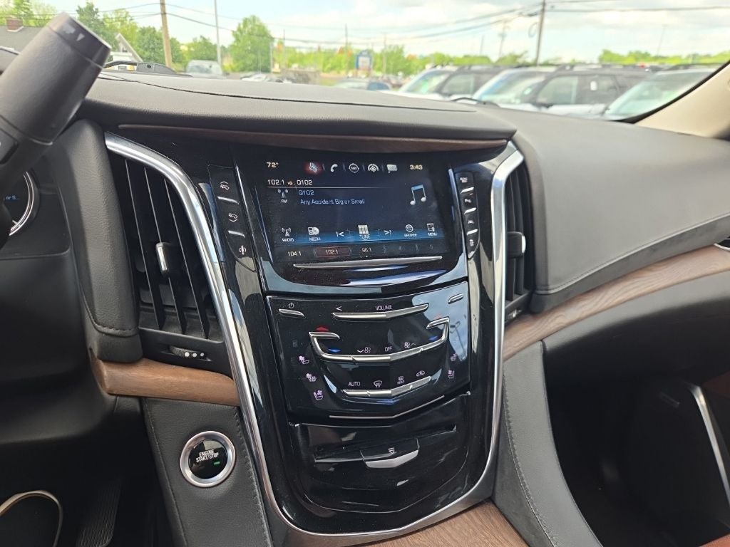 2016 Cadillac Escalade Luxury