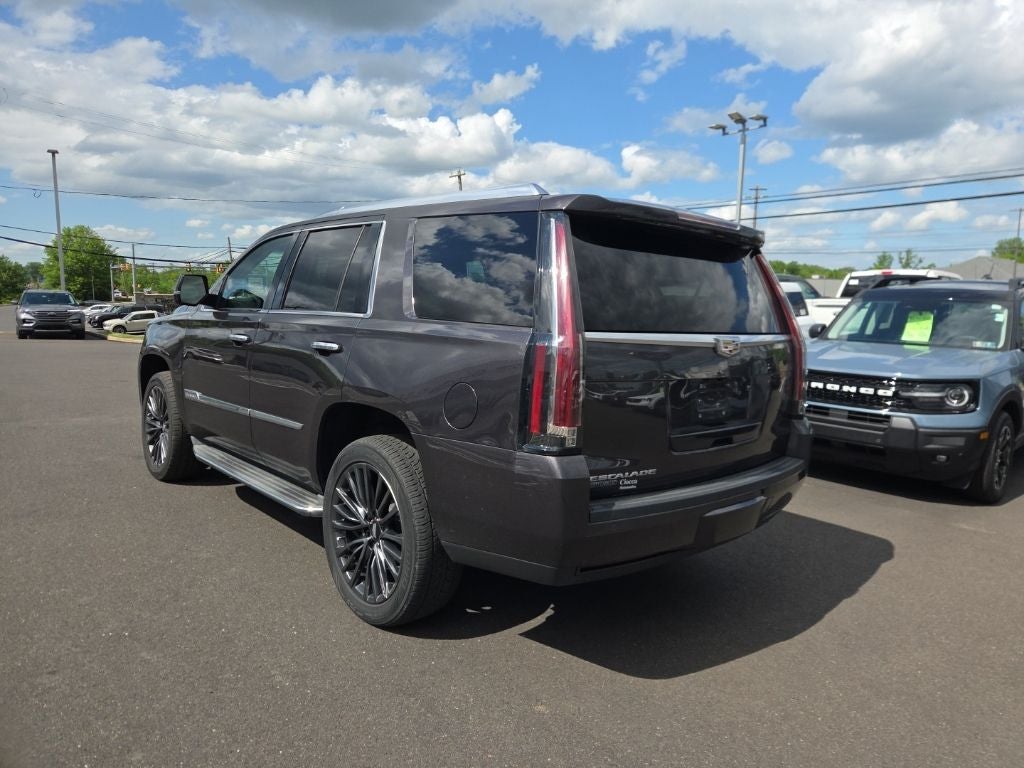 2016 Cadillac Escalade Luxury