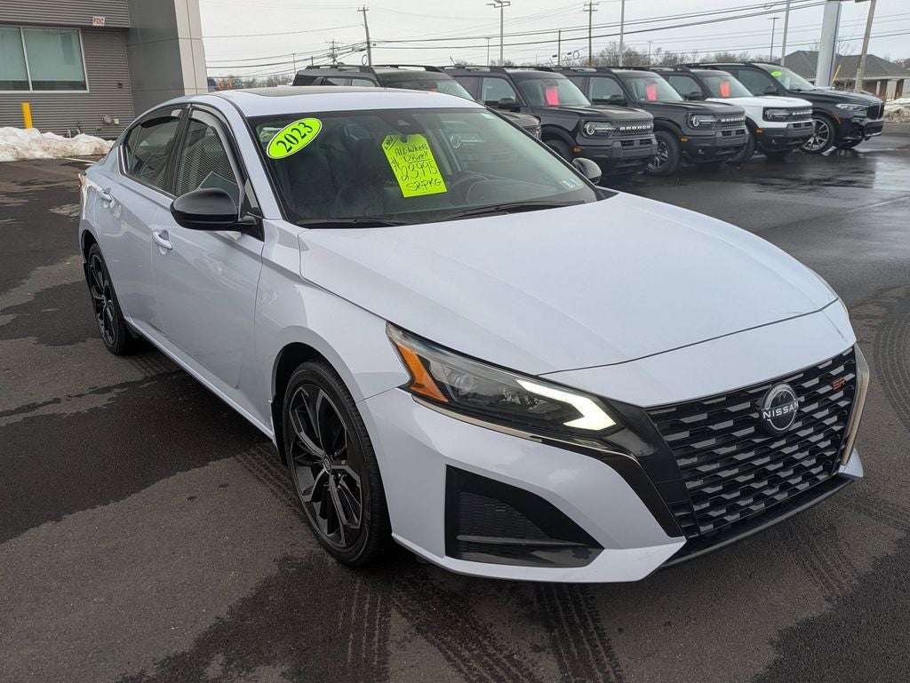 2023 Nissan Altima 2.5 SR