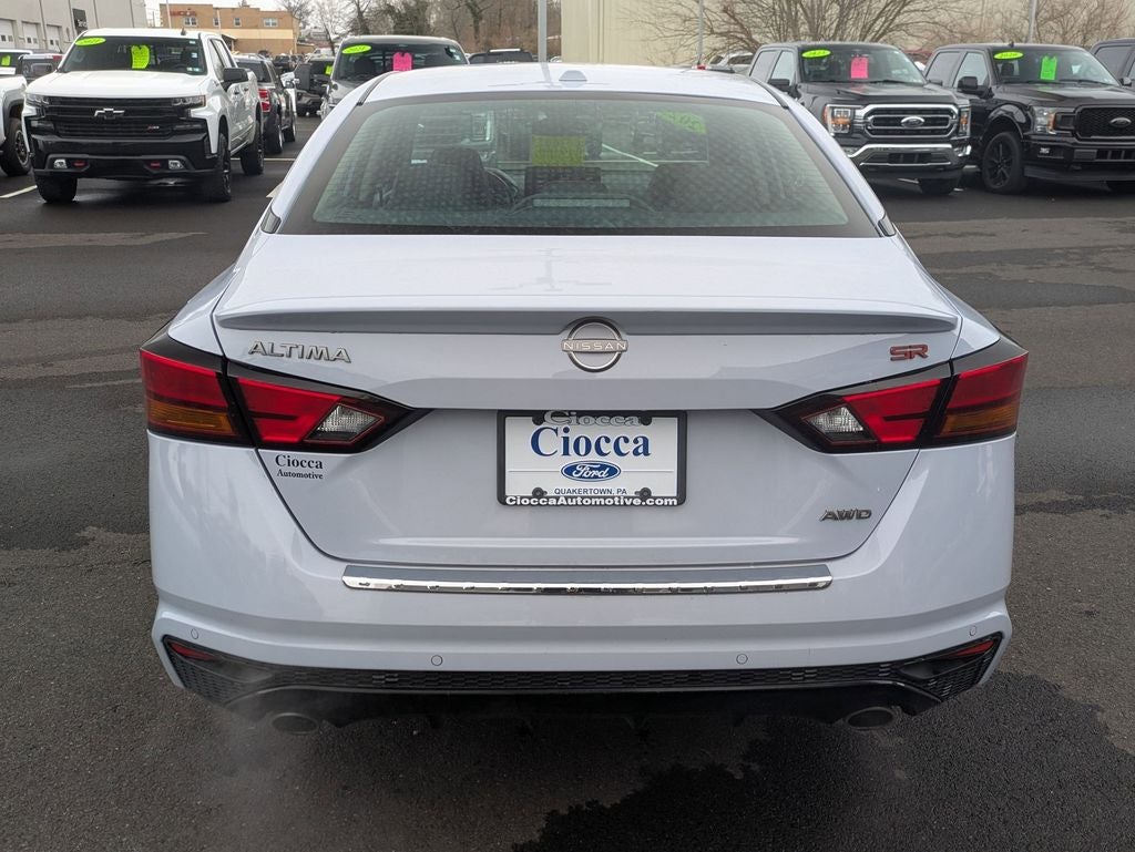 2023 Nissan Altima 2.5 SR