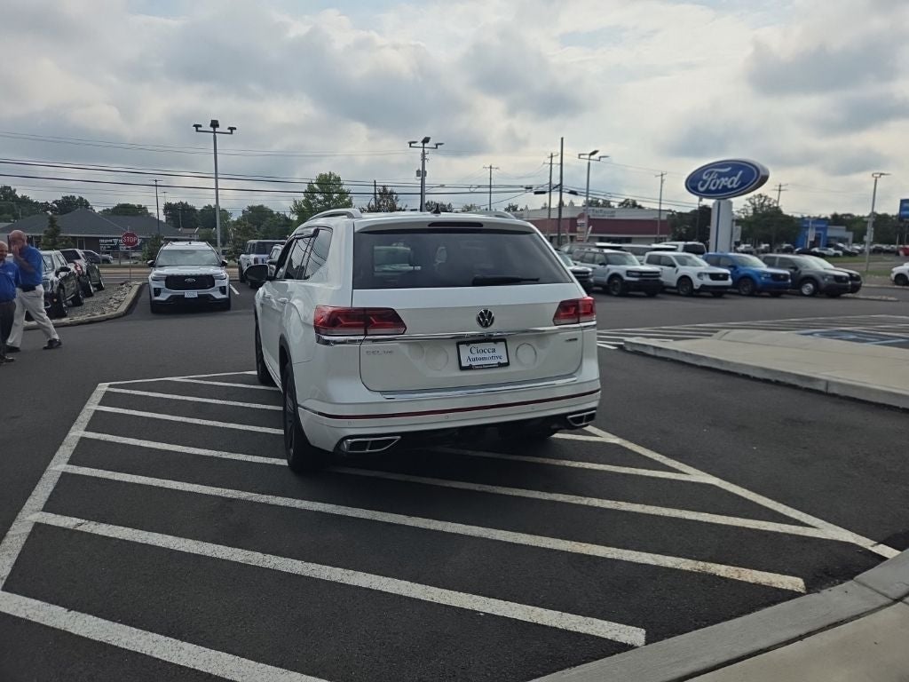 2022 Volkswagen Atlas 3.6L V6 SEL R-Line