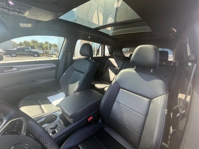2023 Volkswagen Atlas Cross Sport 2.0T SE w/Technology