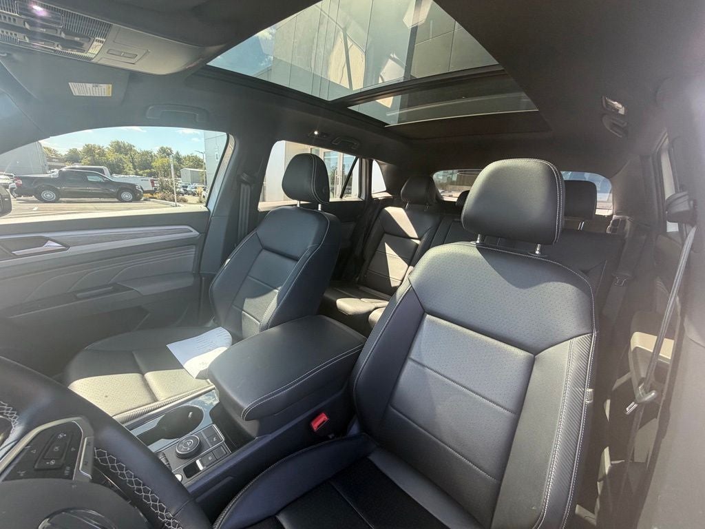 2023 Volkswagen Atlas Cross Sport 2.0T SE w/Technology