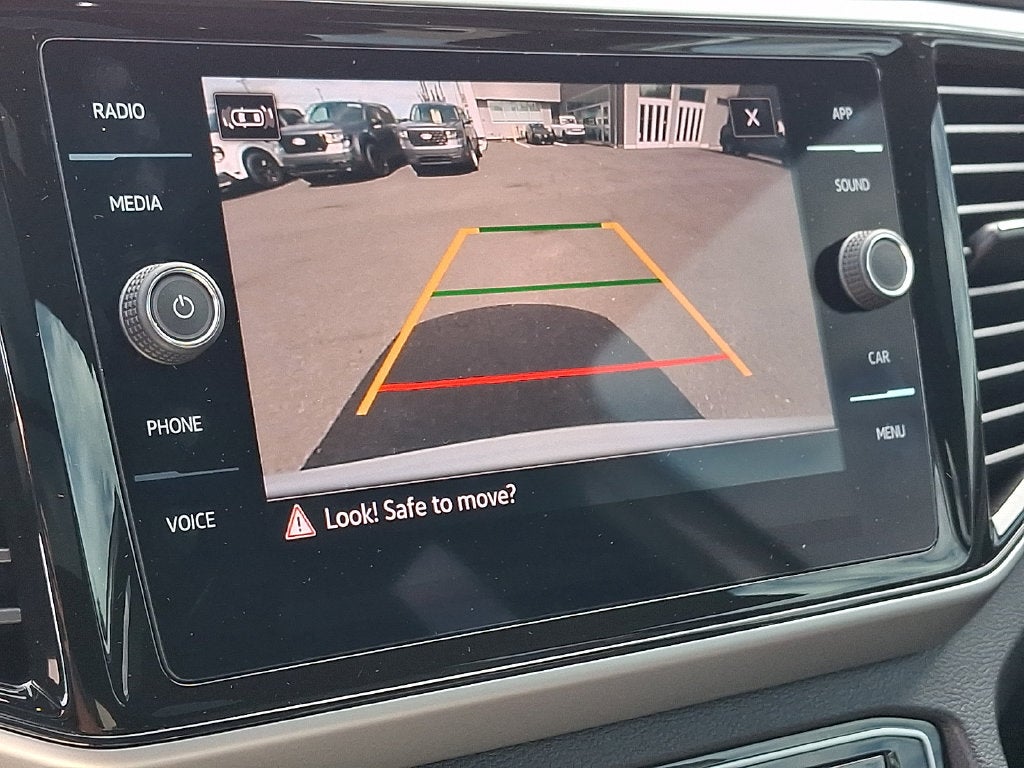 2023 Volkswagen Atlas Cross Sport 2.0T SE w/Technology