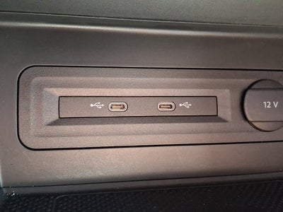 2023 Volkswagen Atlas Cross Sport 2.0T SE w/Technology