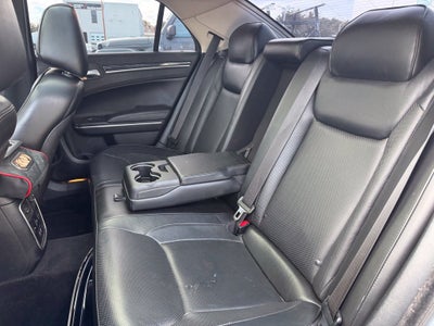 2017 Chrysler 300 C