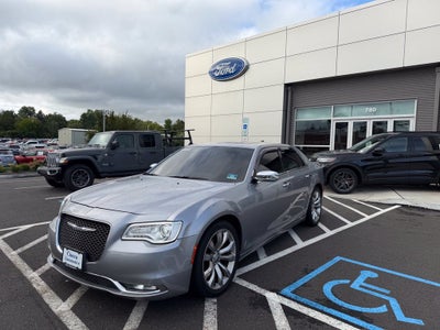 2017 Chrysler 300 C