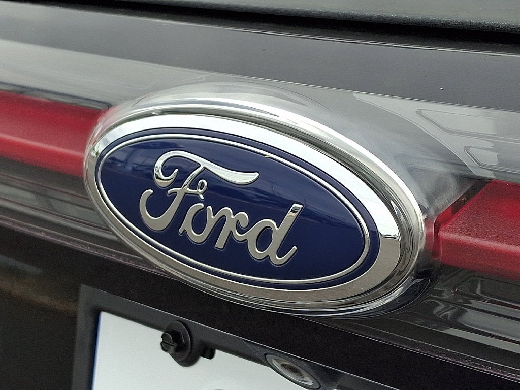 2016 Ford Edge Sport
