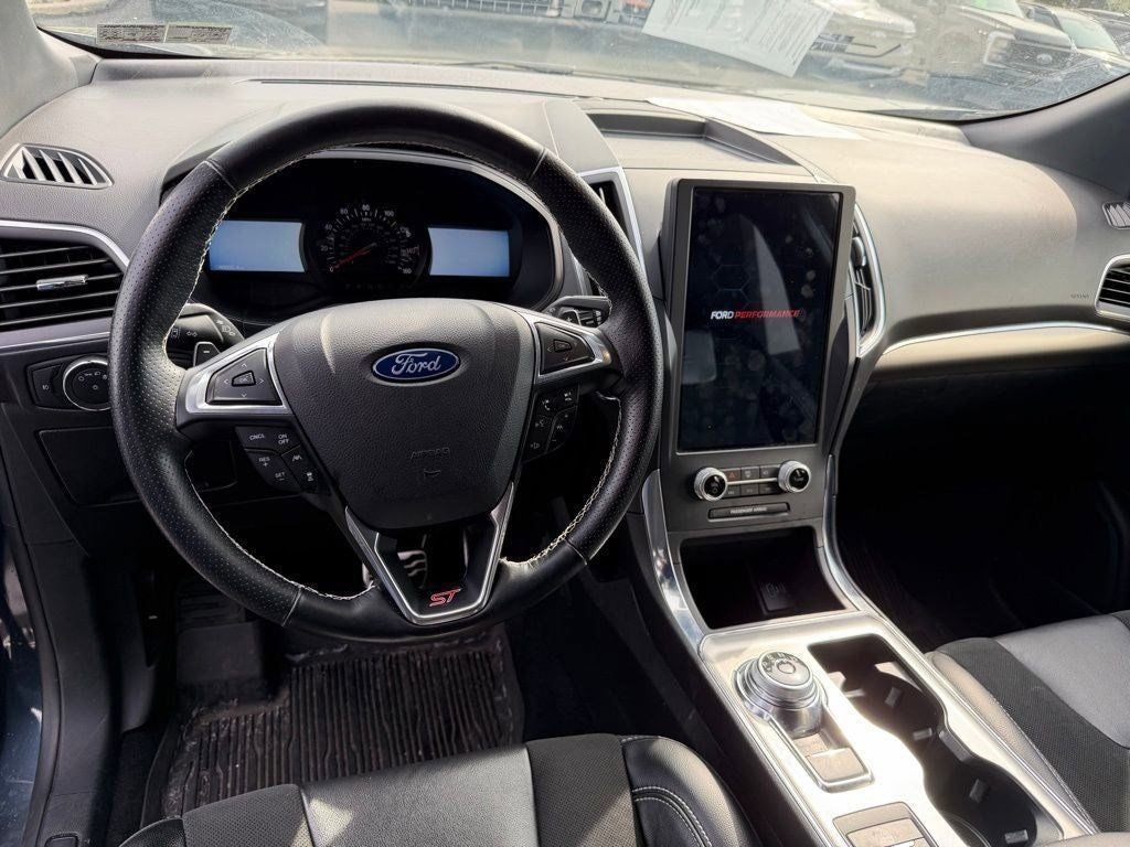 2022 Ford Edge ST