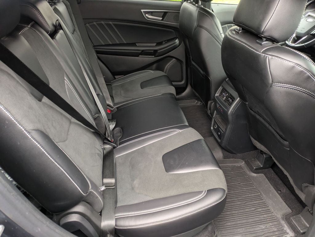 2022 Ford Edge ST