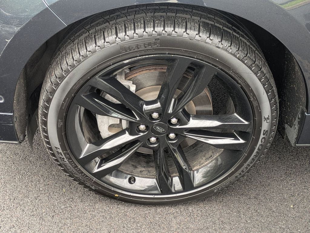 2022 Ford Edge ST