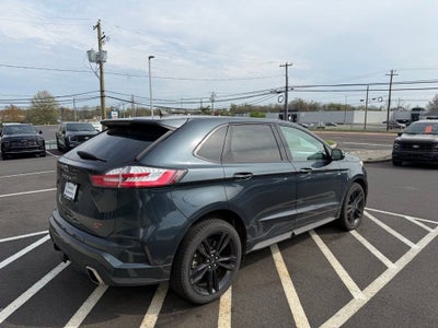 2022 Ford Edge ST