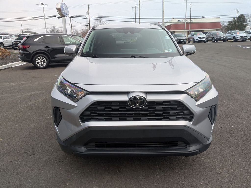 2019 Toyota RAV4 LE