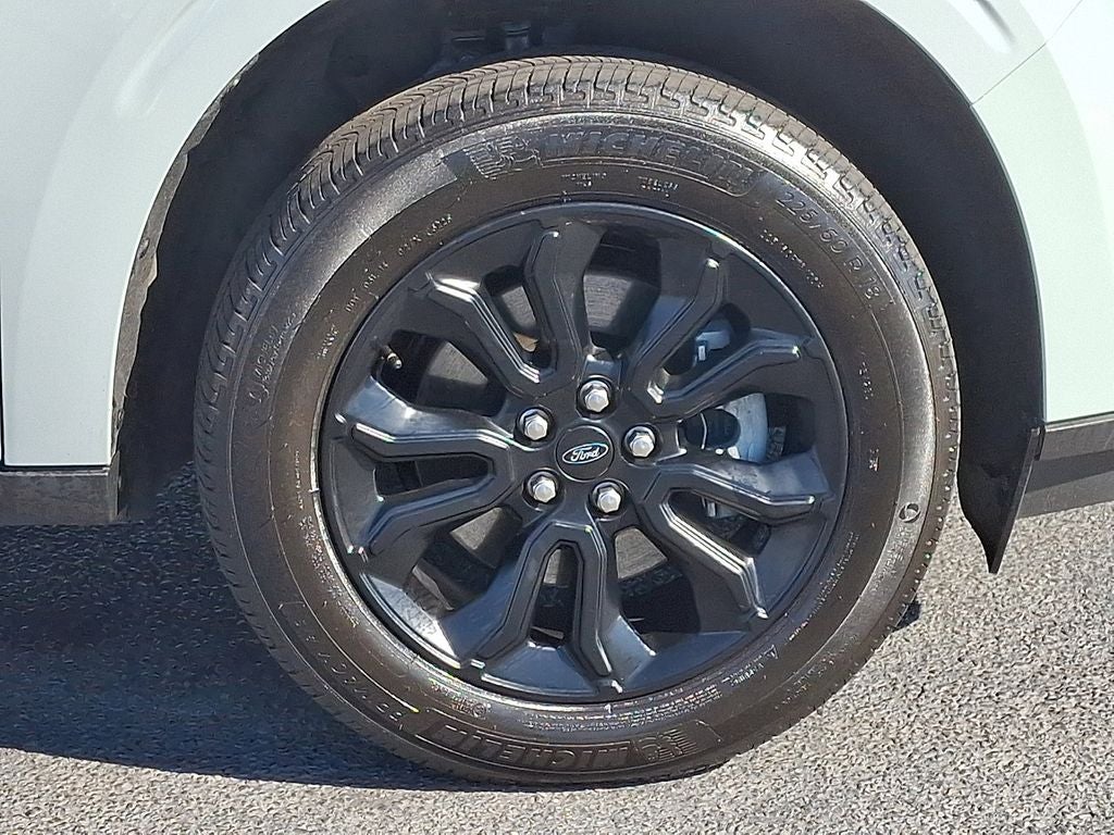 2023 Ford Maverick Lariat