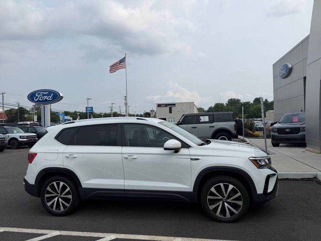 2022 Volkswagen Taos 1.5T SE