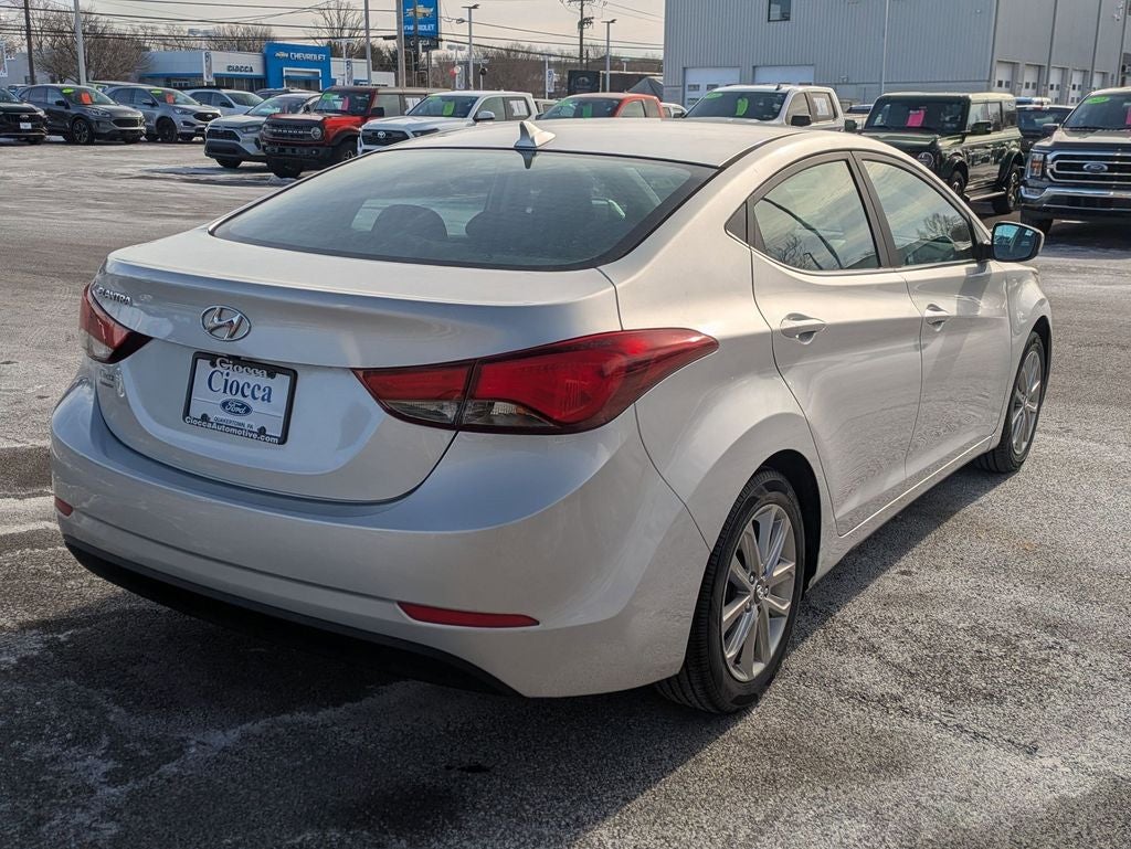 2015 Hyundai Elantra SE