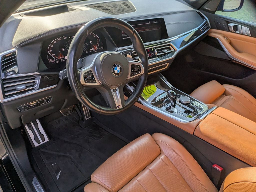 2021 BMW X7 M50i