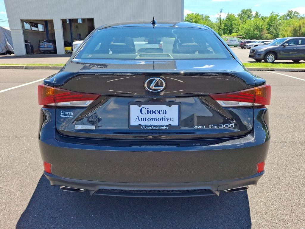 2018 Lexus IS 300