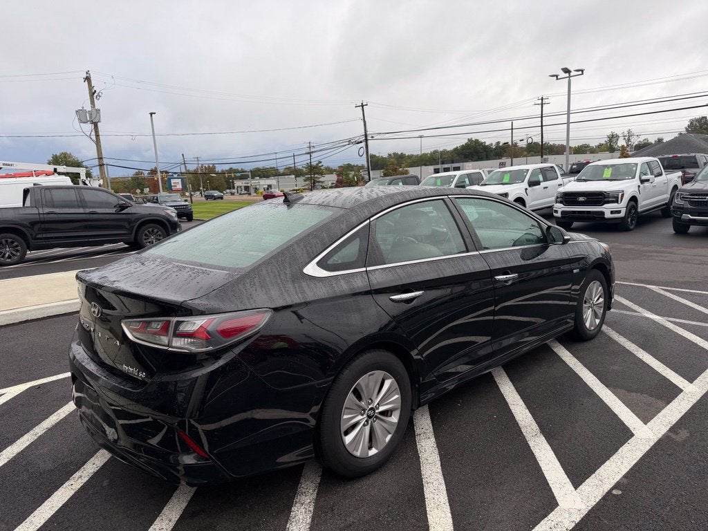 2019 Hyundai Sonata Hybrid SE
