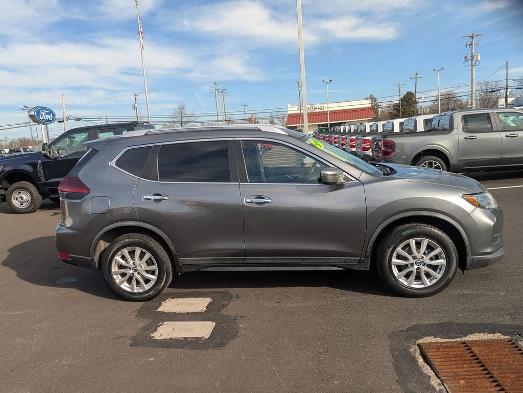 2018 Nissan Rogue SV