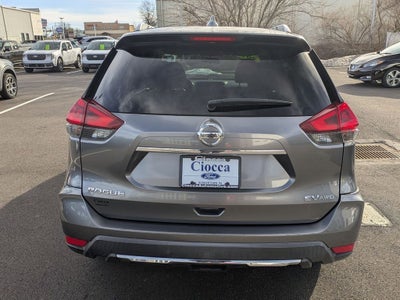 2018 Nissan Rogue SV