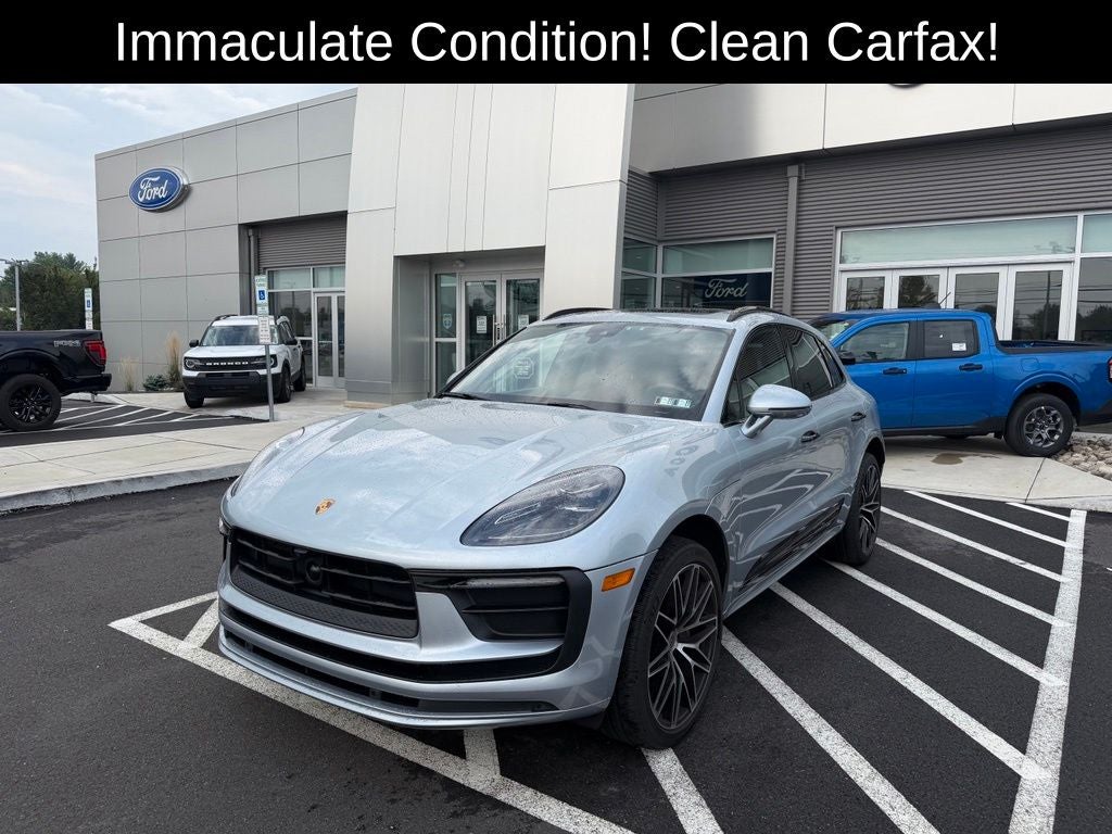 2024 Porsche Macan Base